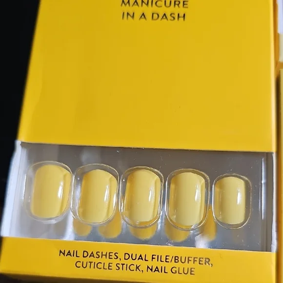 Red Aspen Yellow Press-On Nails